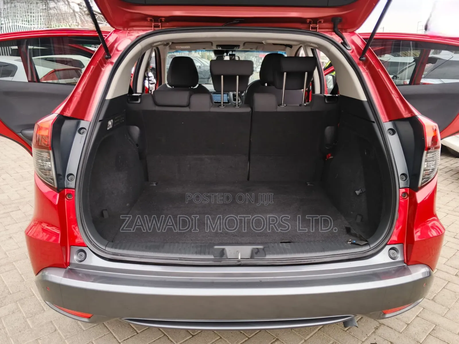 Honda Vezel 1.5 Hybrid 4WD 2019 Red
