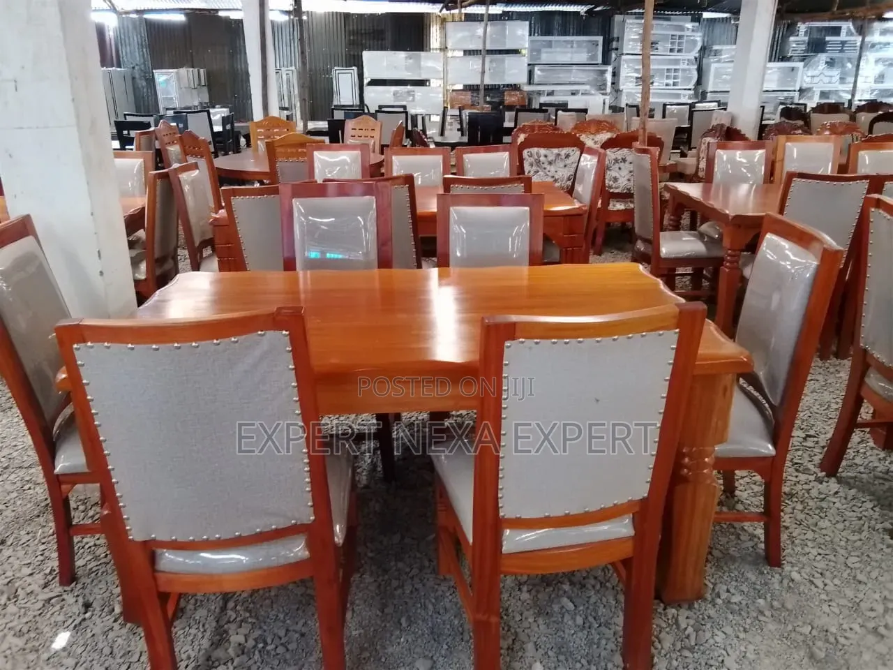 Solid Dinning Table Set