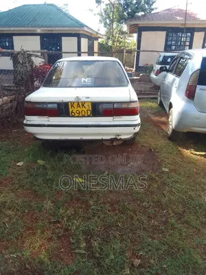 Toyota Corolla 1991 White