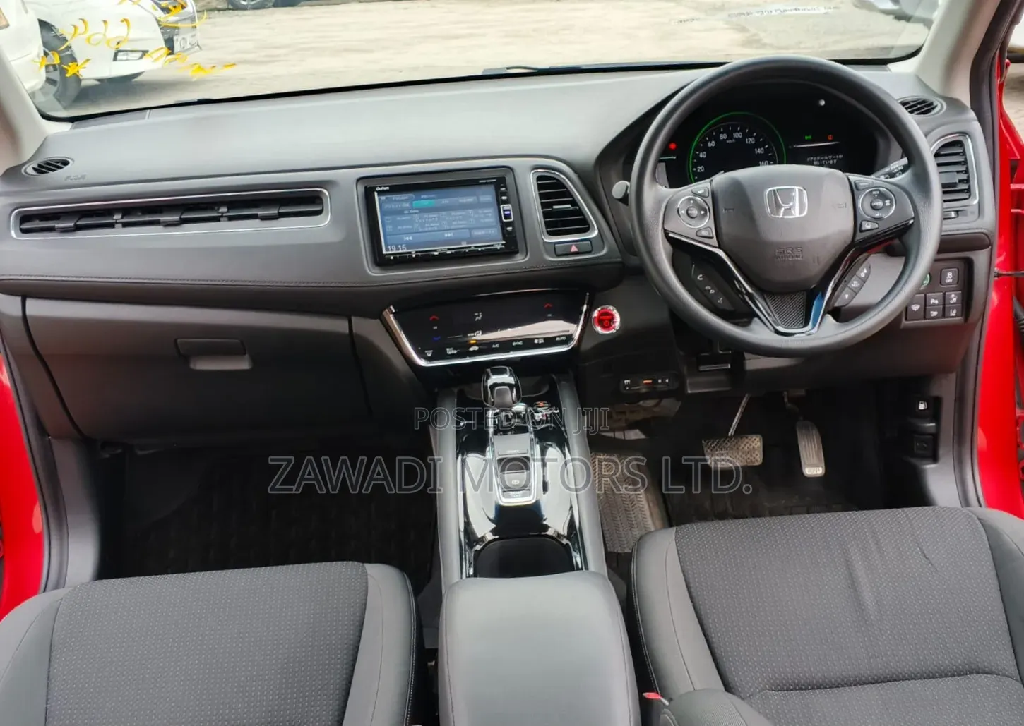 Honda Vezel 1.5 Hybrid 4WD 2019 Red
