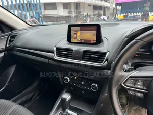 Mazda Axela 2016 Blue