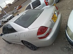 Toyota Mark II 2004 Silver