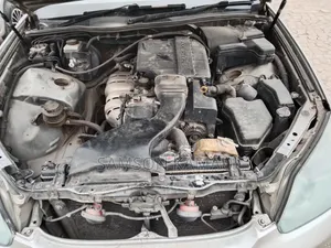 Toyota Mark II 2004 Silver
