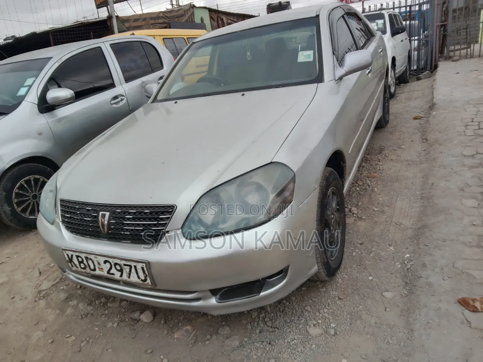 Toyota Mark II 2004 Silver
