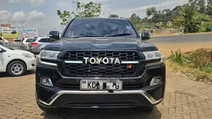 Toyota Land Cruiser 2010 Black
