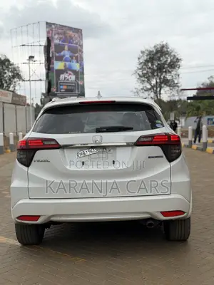 Honda Vezel 1.5 Hybrid 2WD 2019 White