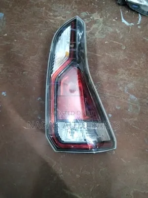 Nissan Serena 2015 Taillight