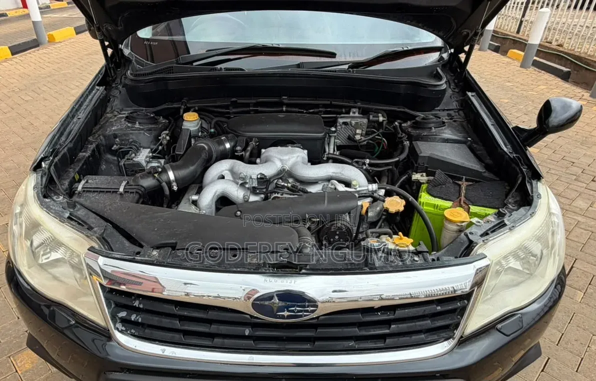 Subaru Forester 2010 Black