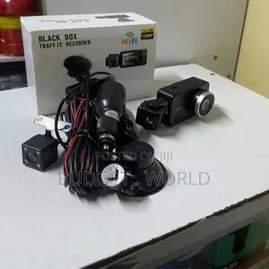 Seamless Loop Recording Full HD 3 Lens Dash Cam 1080P Resolution