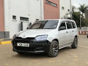 Toyota Succeed 2015 Silver