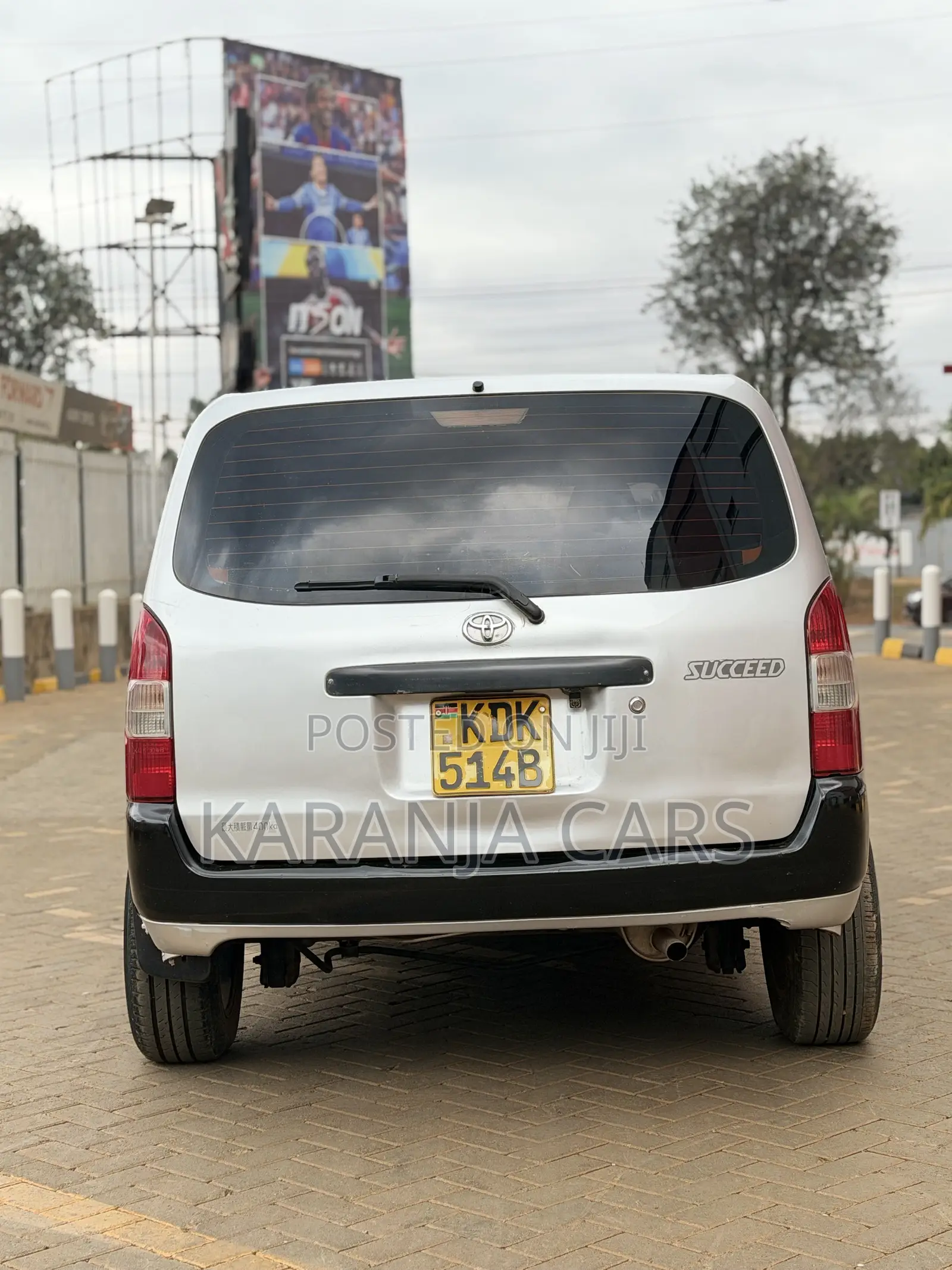 Toyota Succeed 2015 Silver