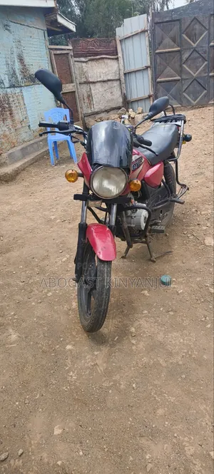 Bajaj Boxer 150 UG 2018 Red