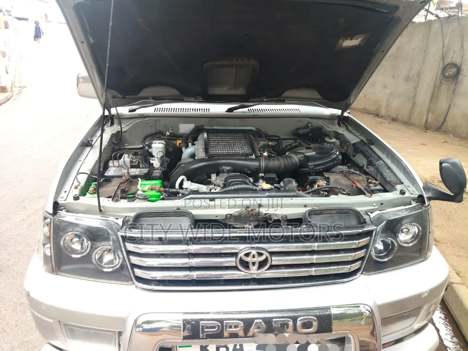Toyota Land Cruiser Prado 2001 Silver