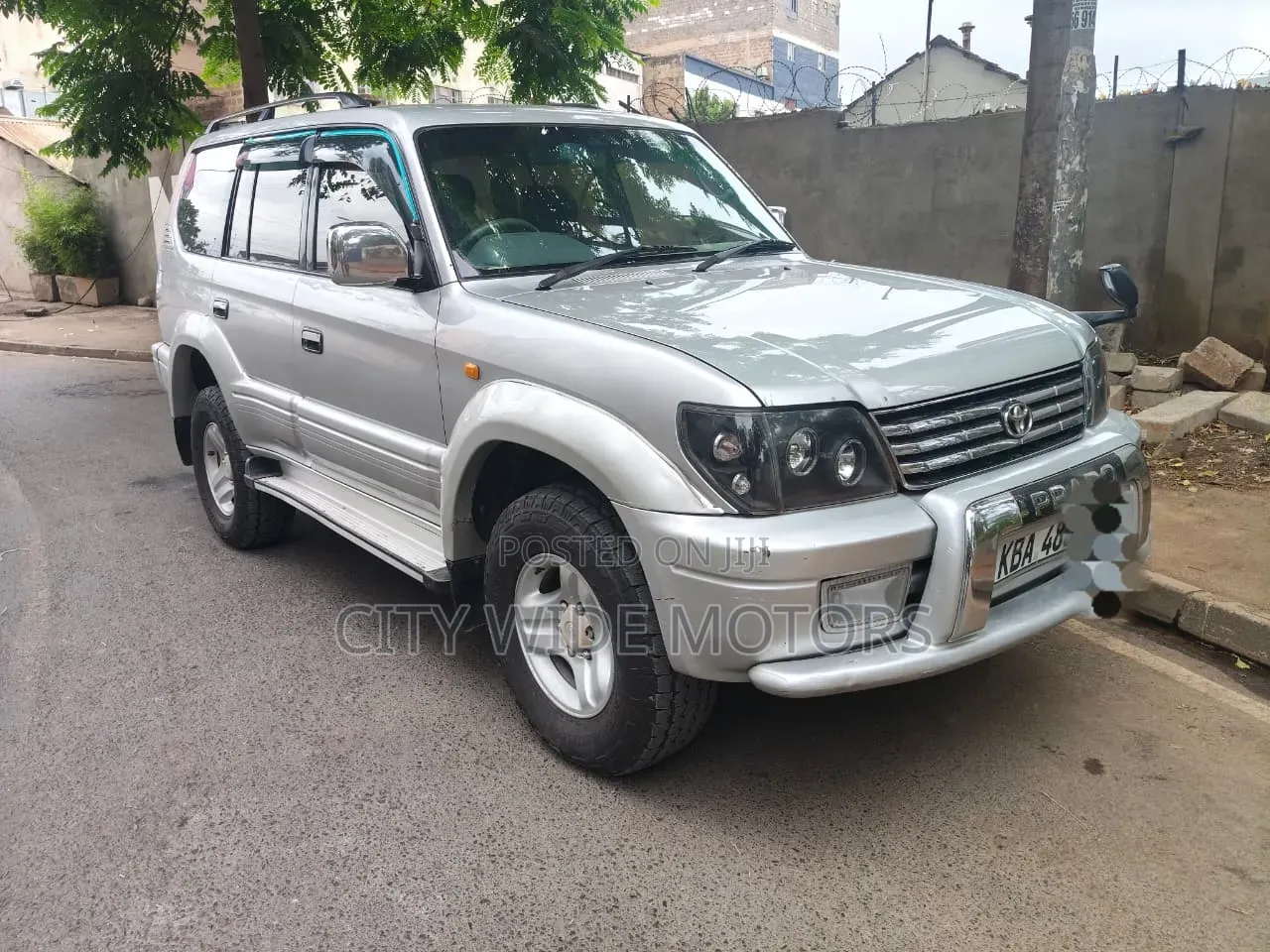 Toyota Land Cruiser Prado 2001 Silver