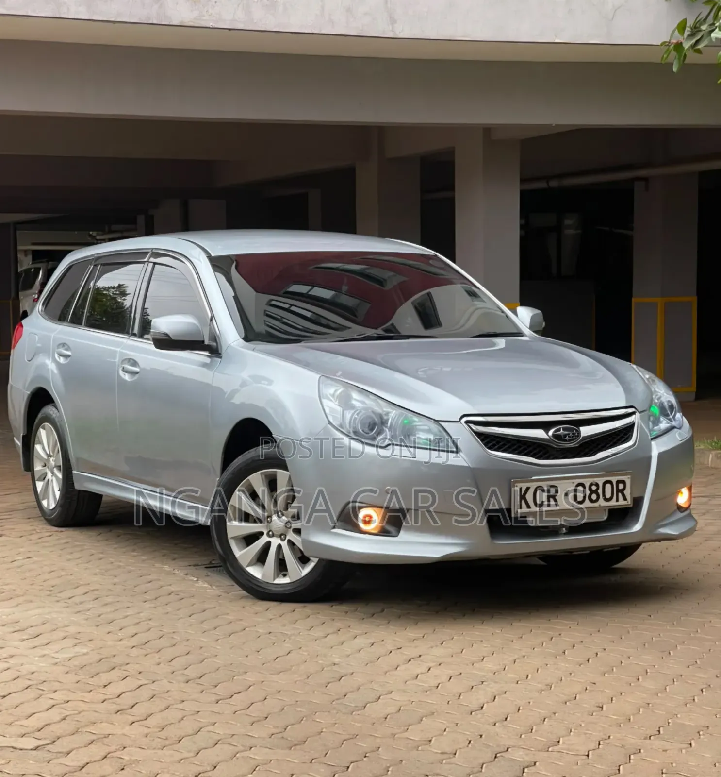 Subaru Legacy 2011 Silver