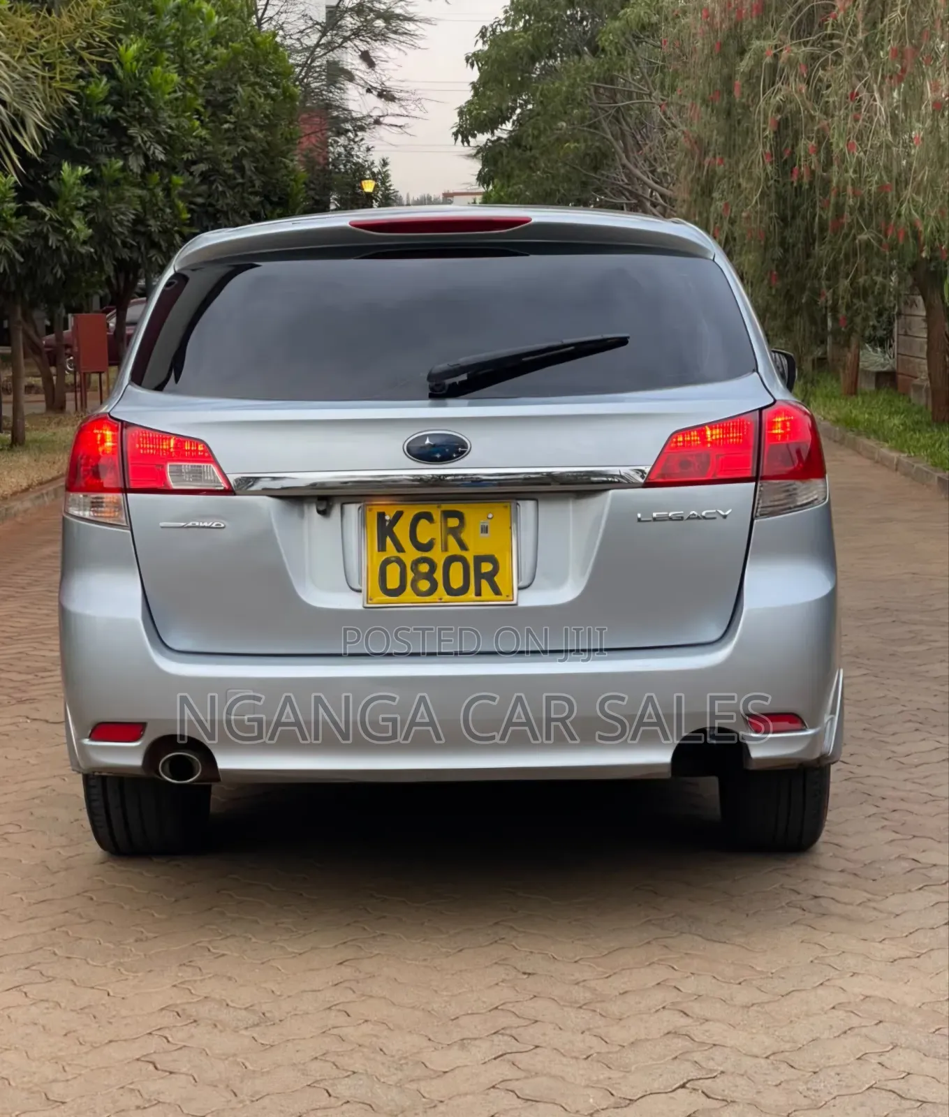Subaru Legacy 2011 Silver