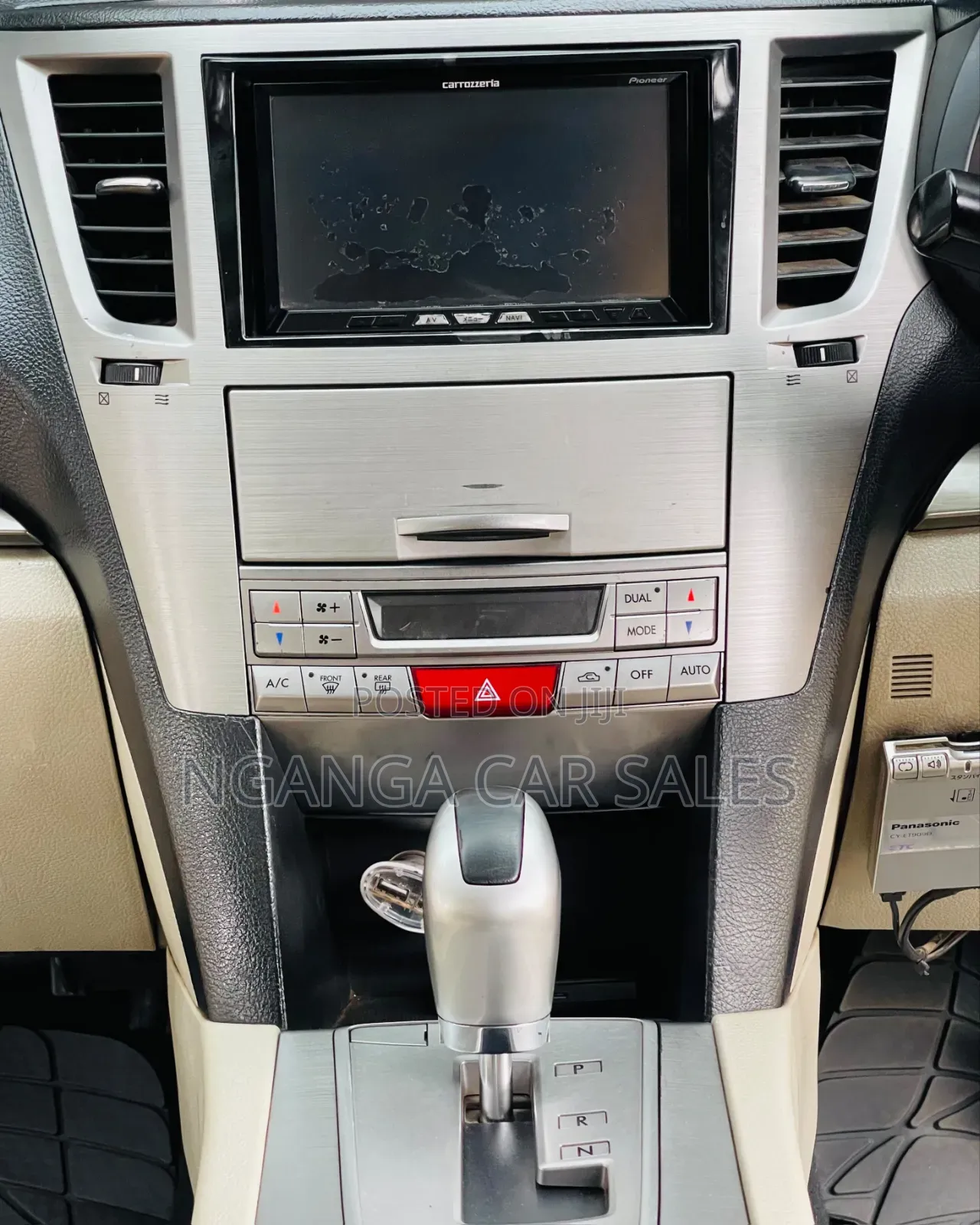 Subaru Legacy 2011 Silver