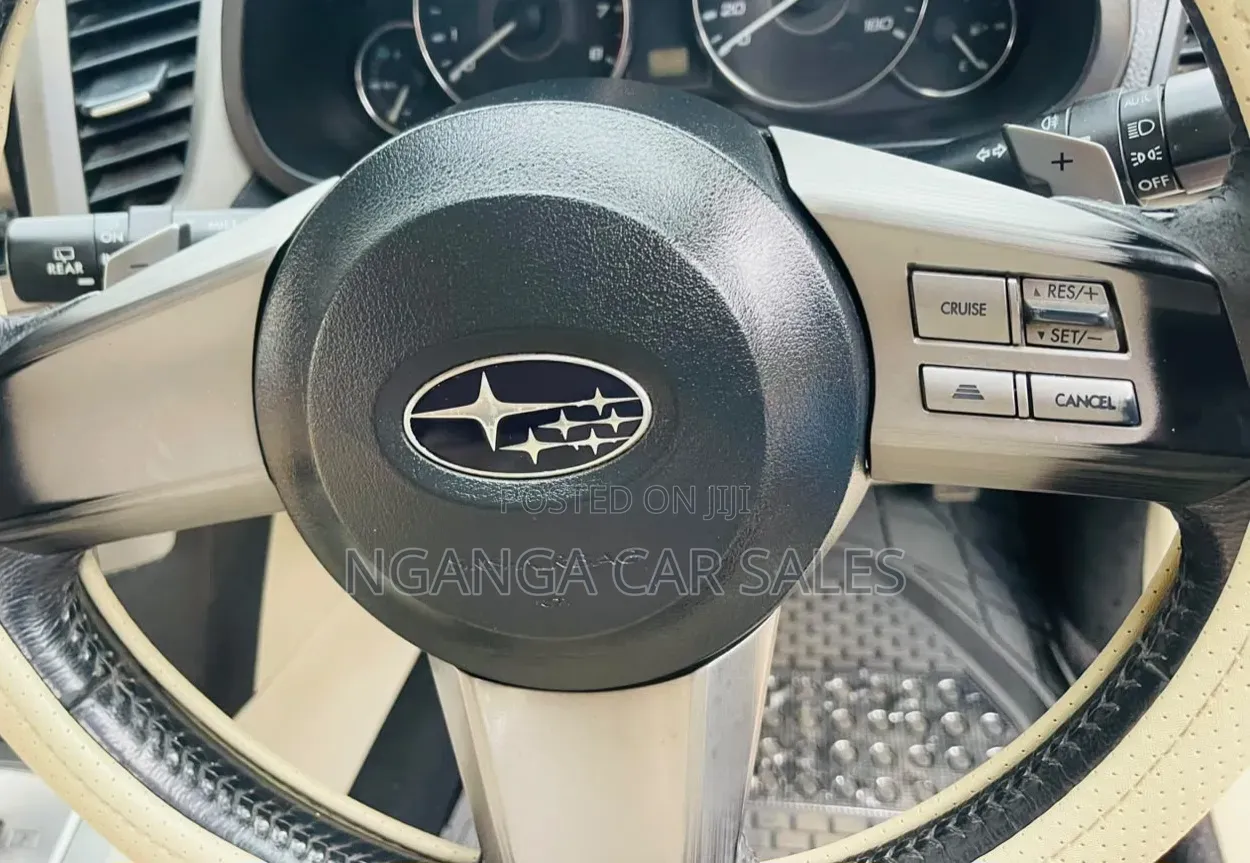 Subaru Legacy 2011 Silver