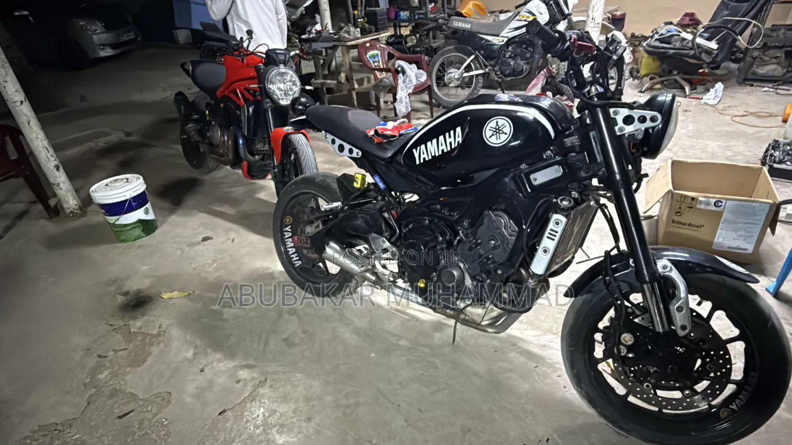 Yamaha 2016 Black
