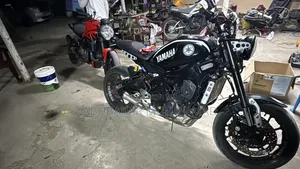 Yamaha 2016 Black