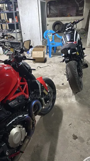Yamaha 2016 Black