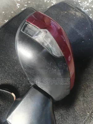 Toyota Roomy Right Side Mirror
