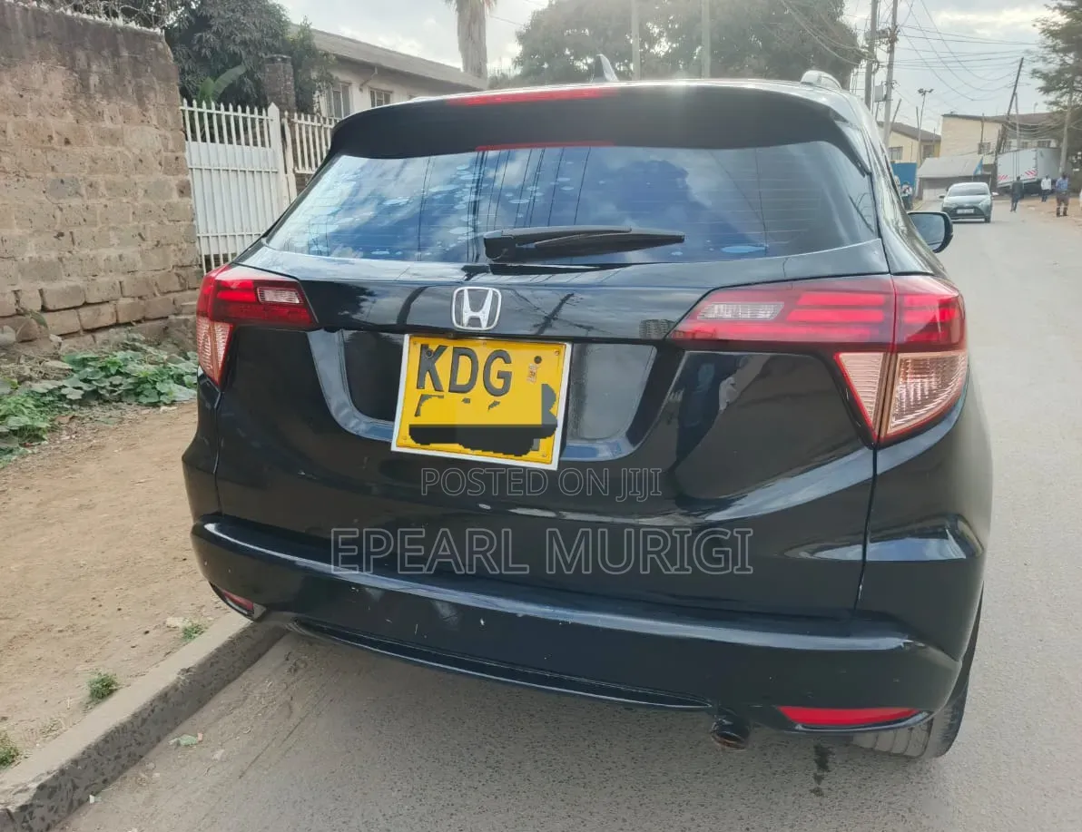 Honda Vezel 1.5 2WD 2015 Black