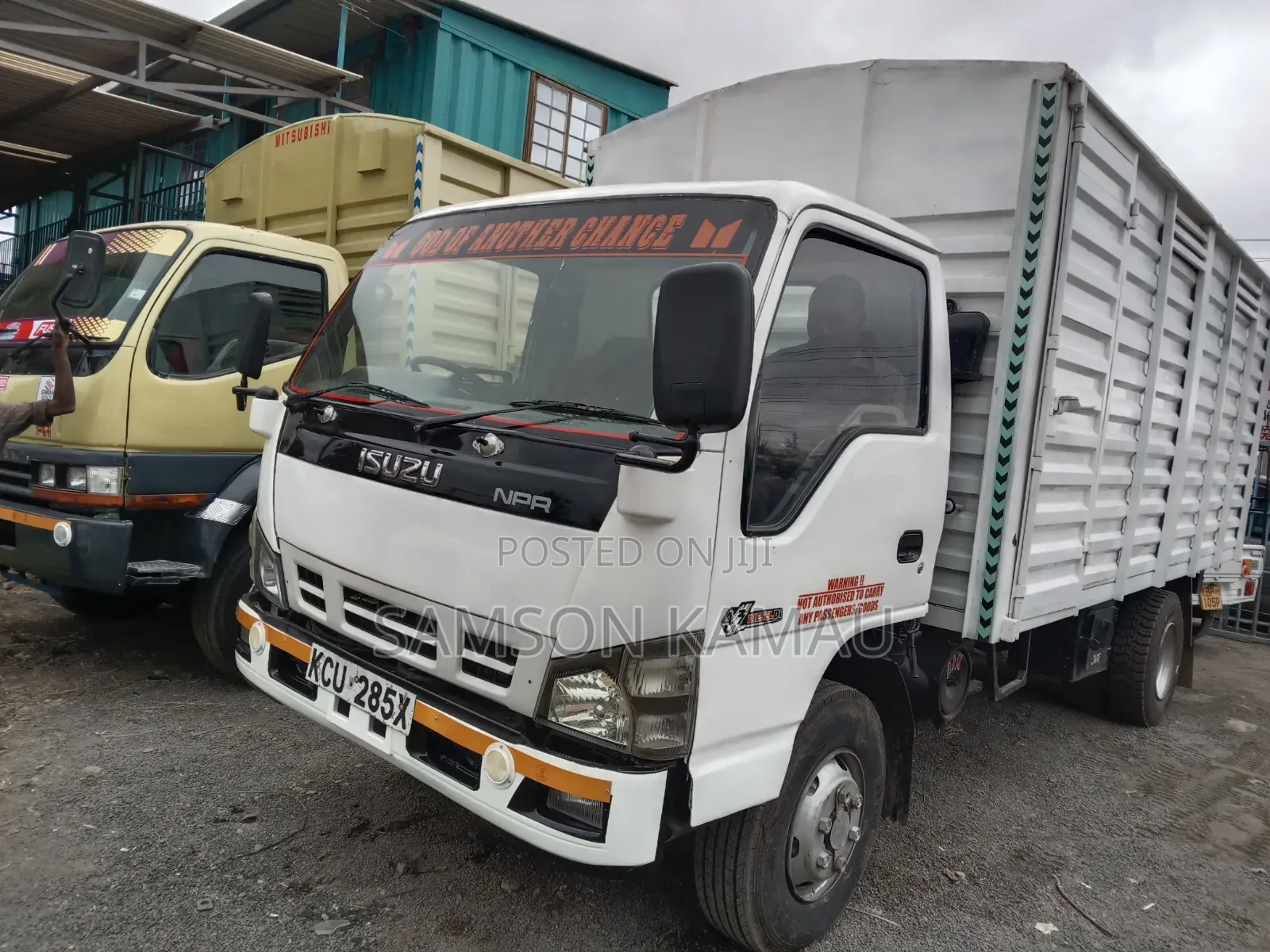 Isuzu NPR Lorry