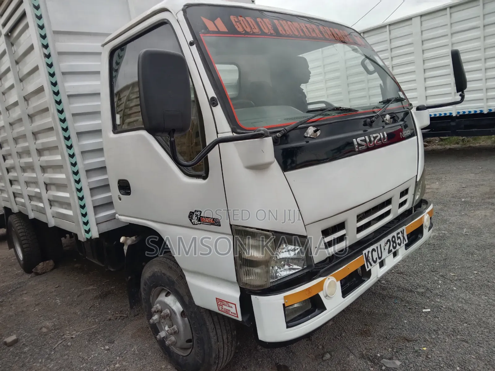 Isuzu NPR Lorry