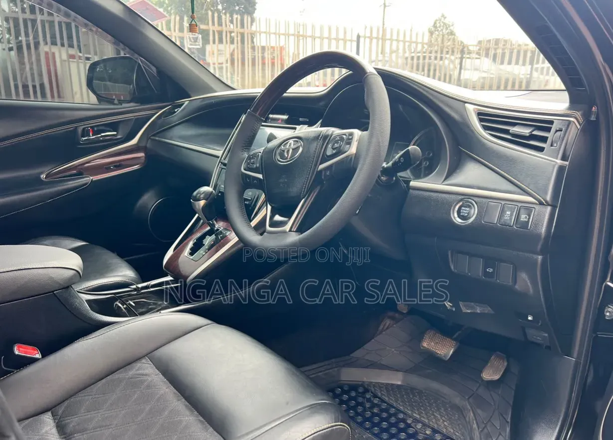 Toyota Harrier 2017 Black