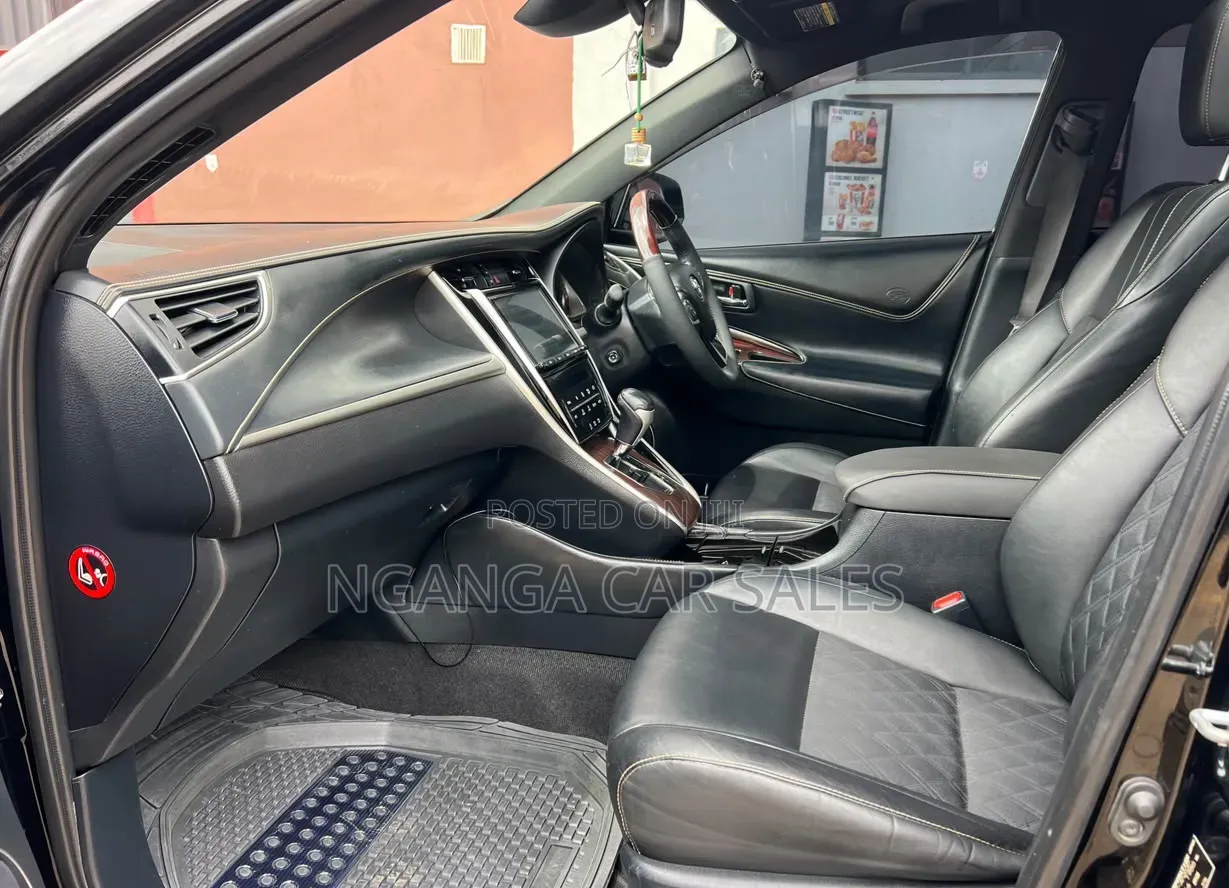 Toyota Harrier 2017 Black