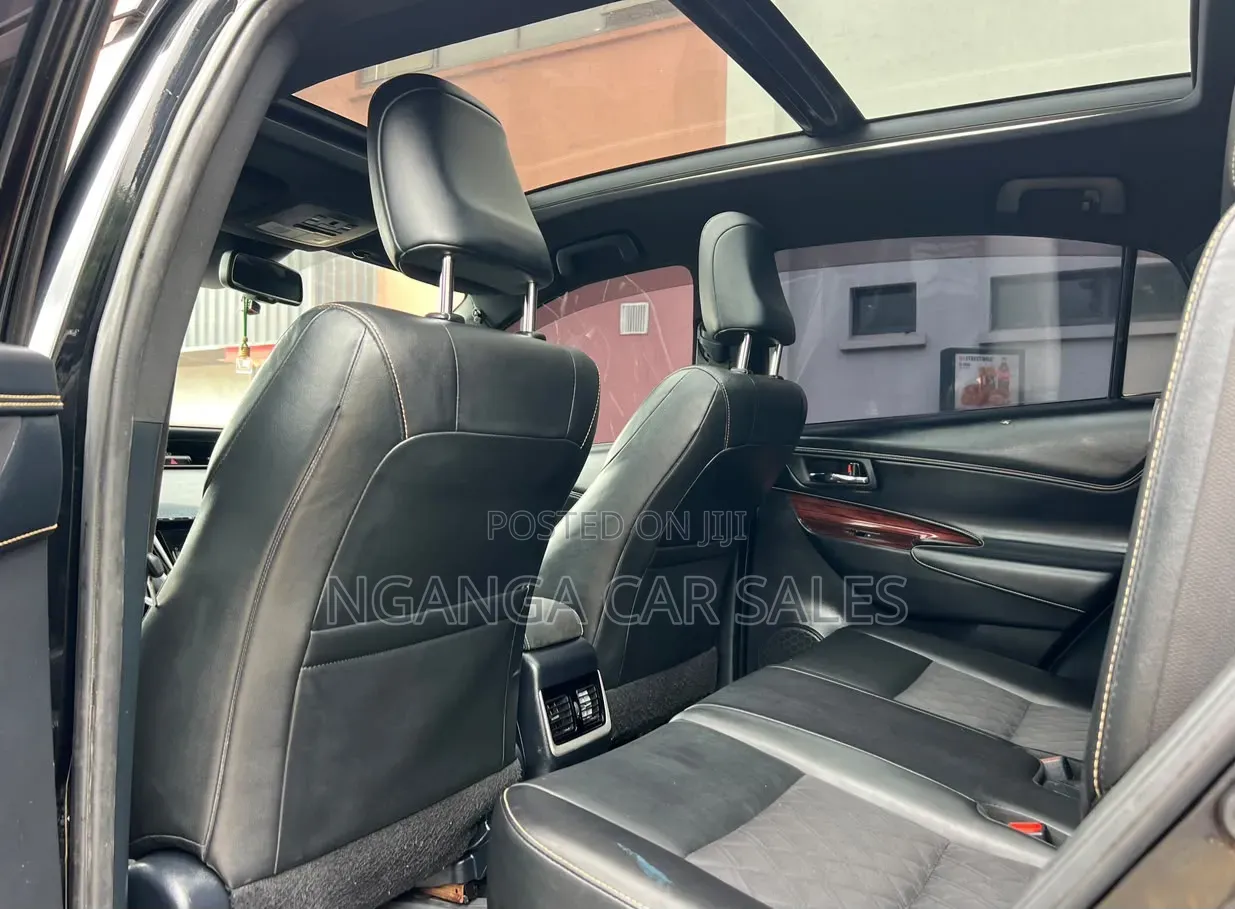 Toyota Harrier 2017 Black