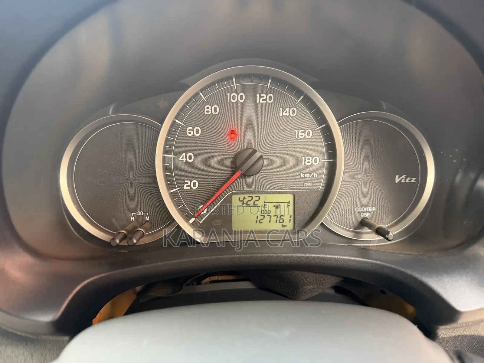 Toyota Vitz 1.3 FWD 5dr 2013