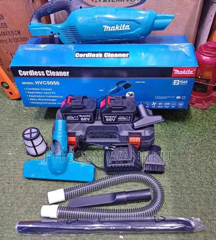 Makita Cordless Vacuum Cleaner