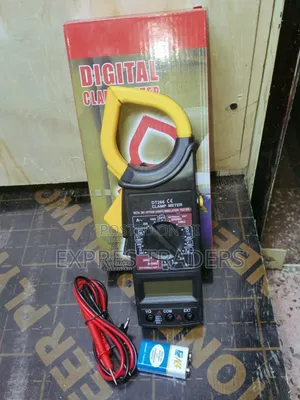 Digital Clamp Meter