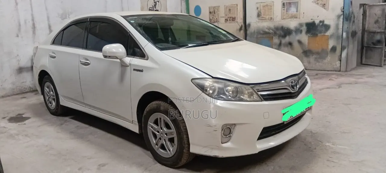 Toyota Sai 2.4 Hybrid FWD 2010 White