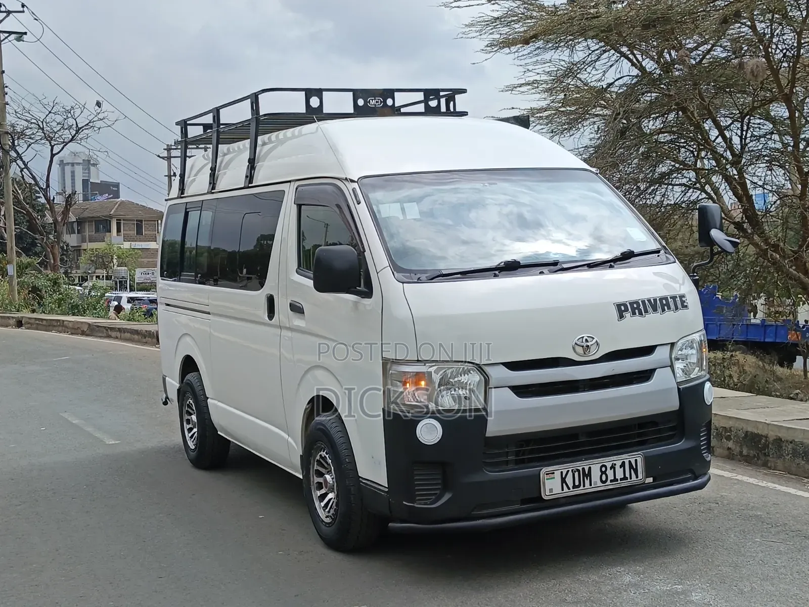 Toyota HiAce 2016 White