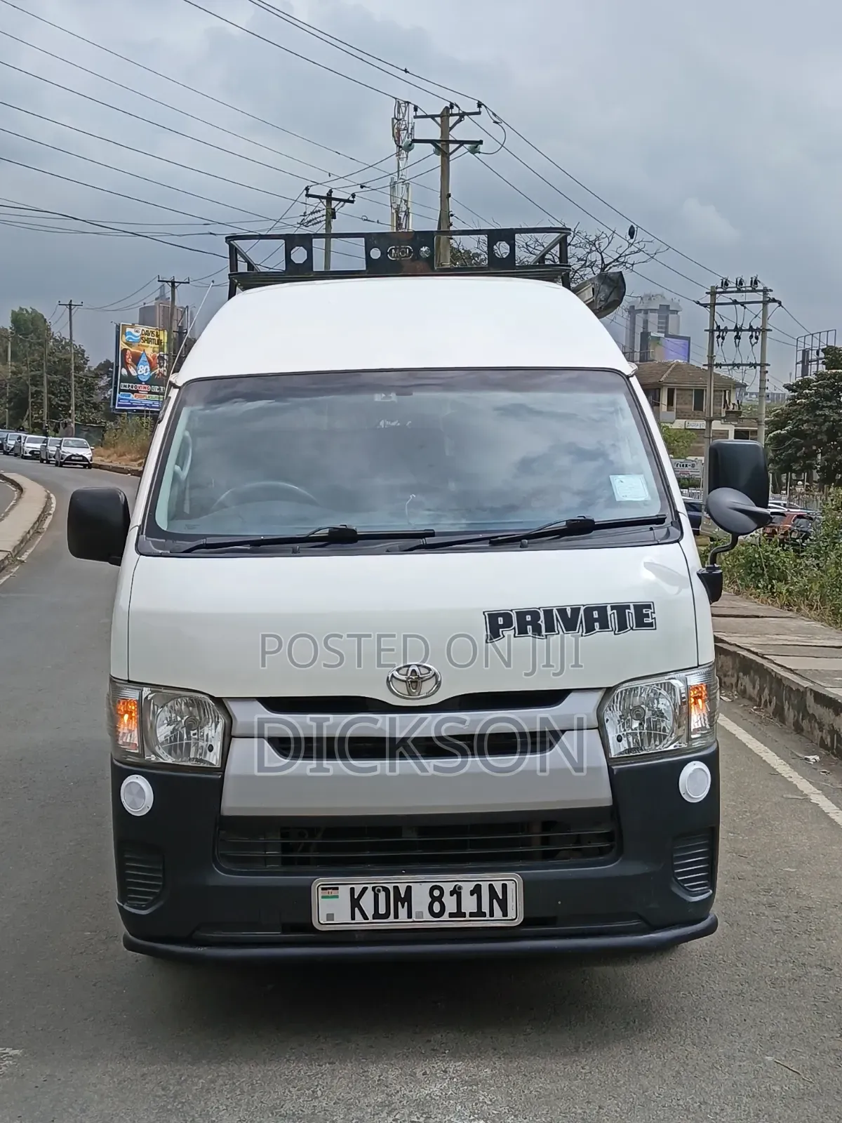 Toyota HiAce 2016 White