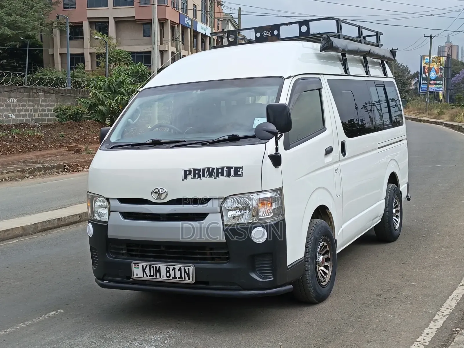 Toyota HiAce 2016 White