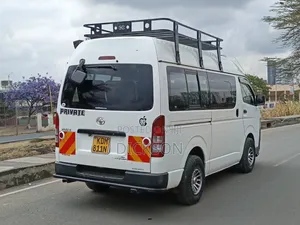 Toyota HiAce 2016 White