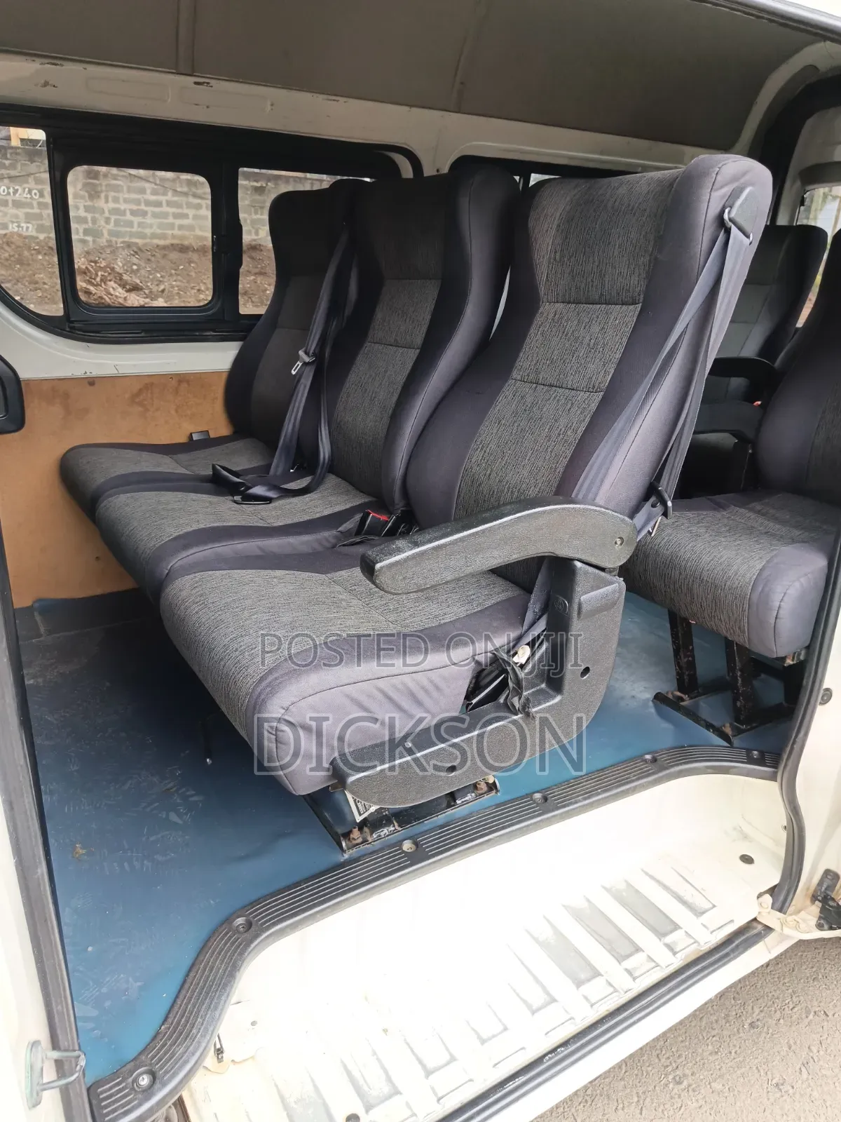 Toyota HiAce 2016 White