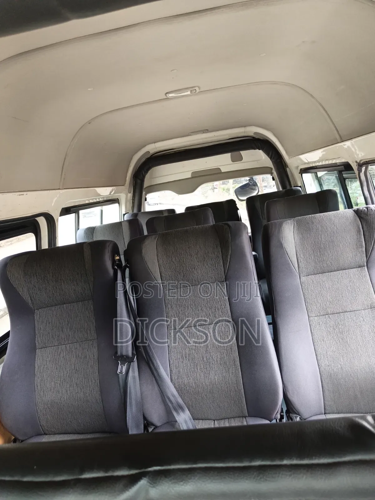 Toyota HiAce 2016 White