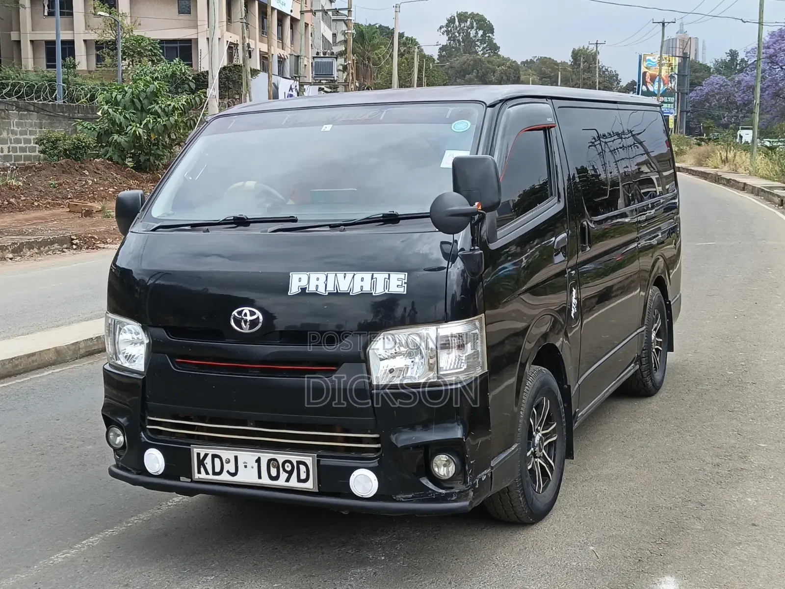 Toyota HiAce 2015 White