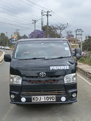 Toyota HiAce 2015 White