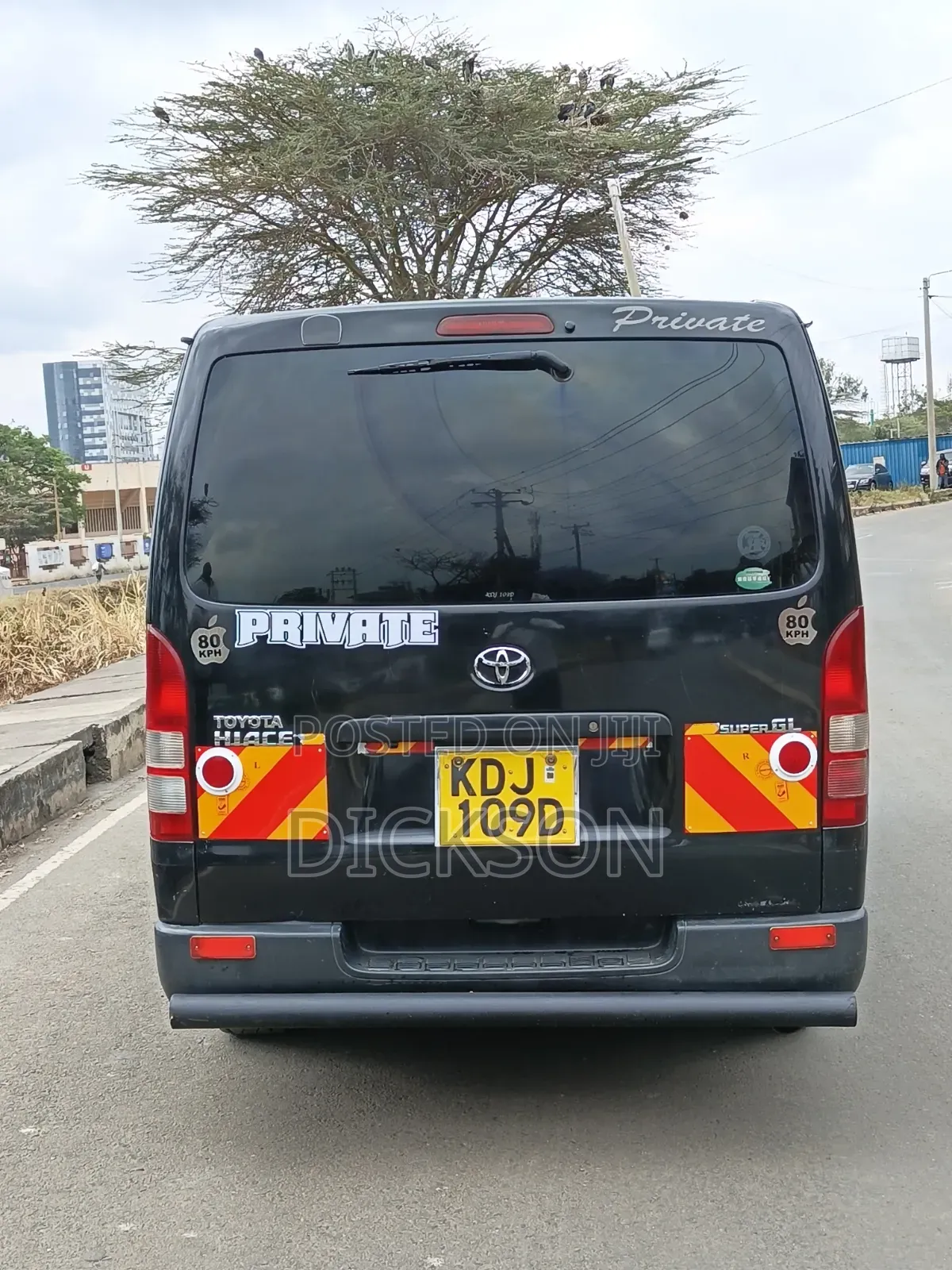 Toyota HiAce 2015 White