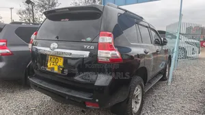 Toyota Land Cruiser Prado 2014 Black
