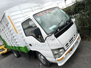 Isuzu NKR Lorry 2006 White