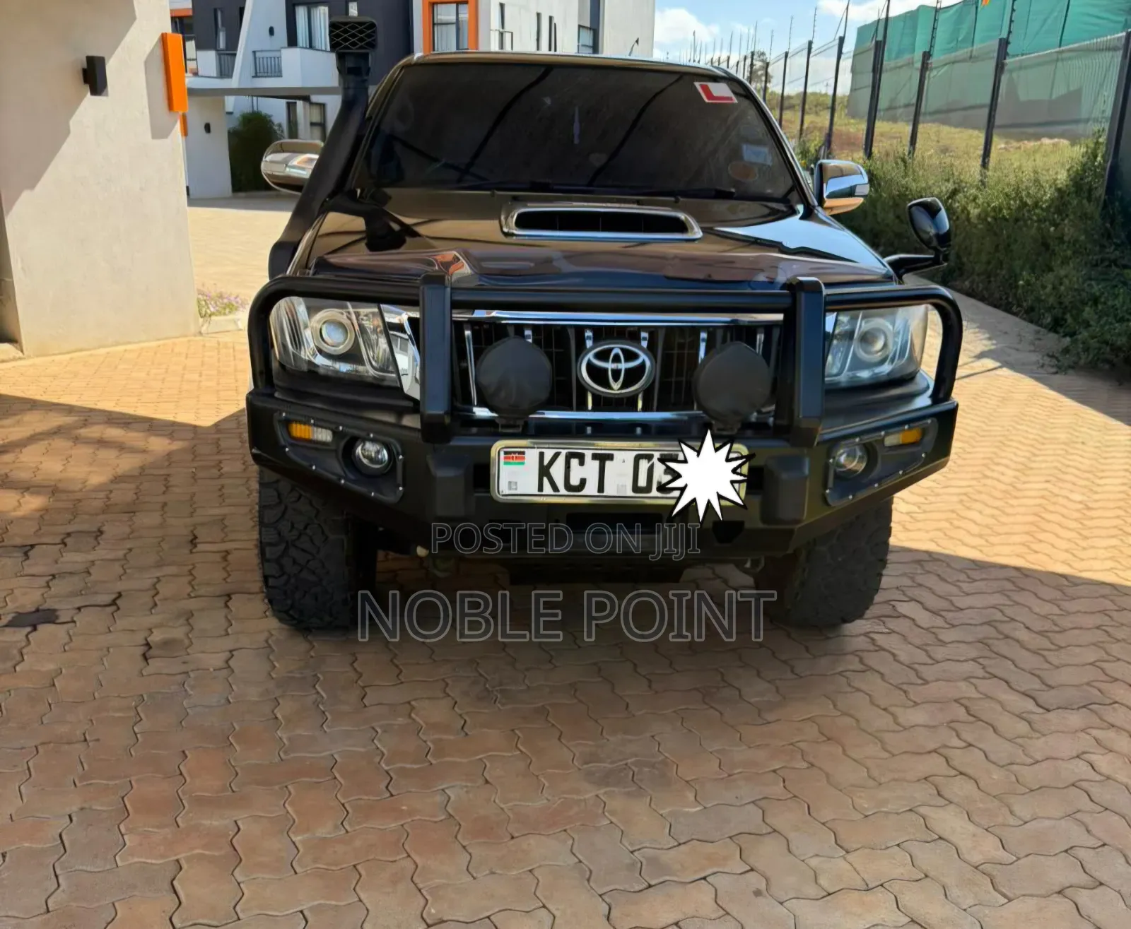 Toyota Hilux 2011 Black