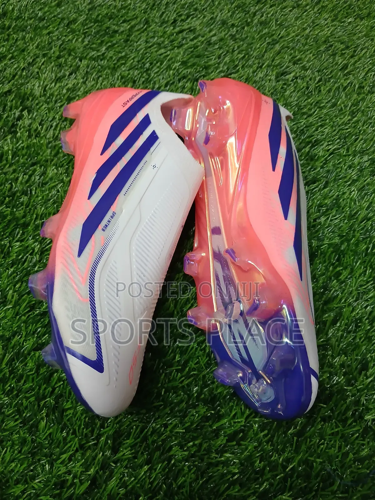 World Cup F59 Football Cleats in Junior Sizes