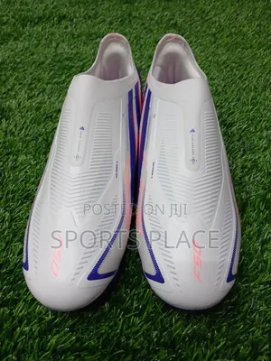World Cup F59 Football Cleats in Junior Sizes